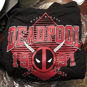 New Deadpool Wade Wilson Hoodie size Medium